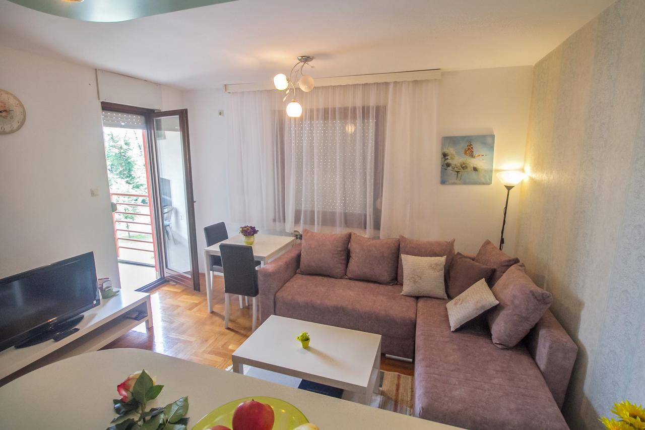 Stan Na Dan Banja Luka Apartment Exterior photo